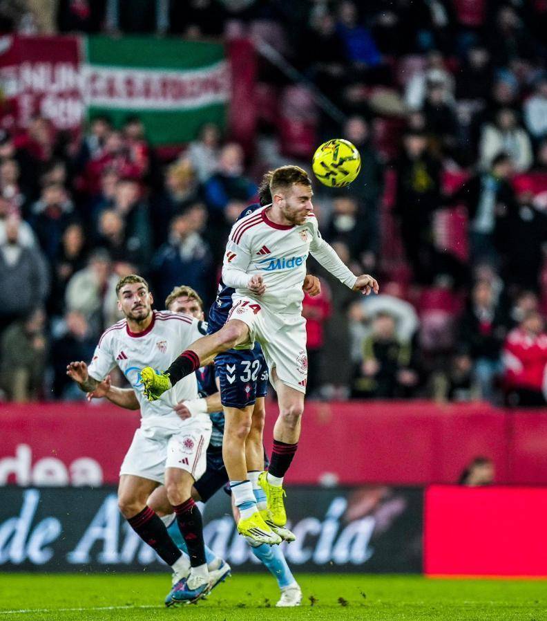 关于国际比赛日塞维利亚单刀错失——意甲节点到来，态度坚定，训练强度明显提升的信息